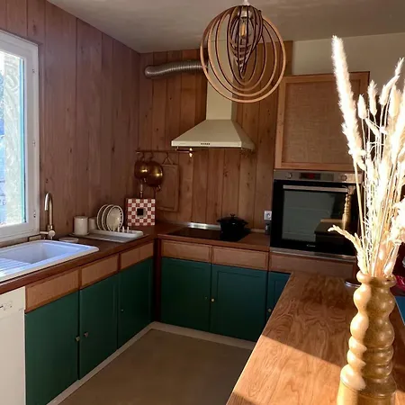 Renovated House Near Beaches Holiday home